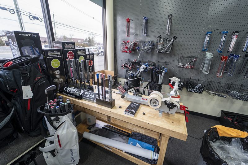 Club fitting and repair workbench