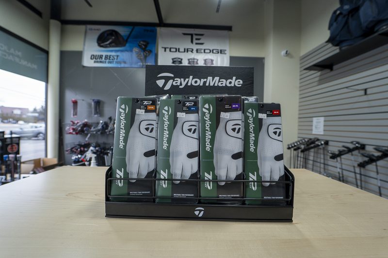 TaylorMade TP golf gloves